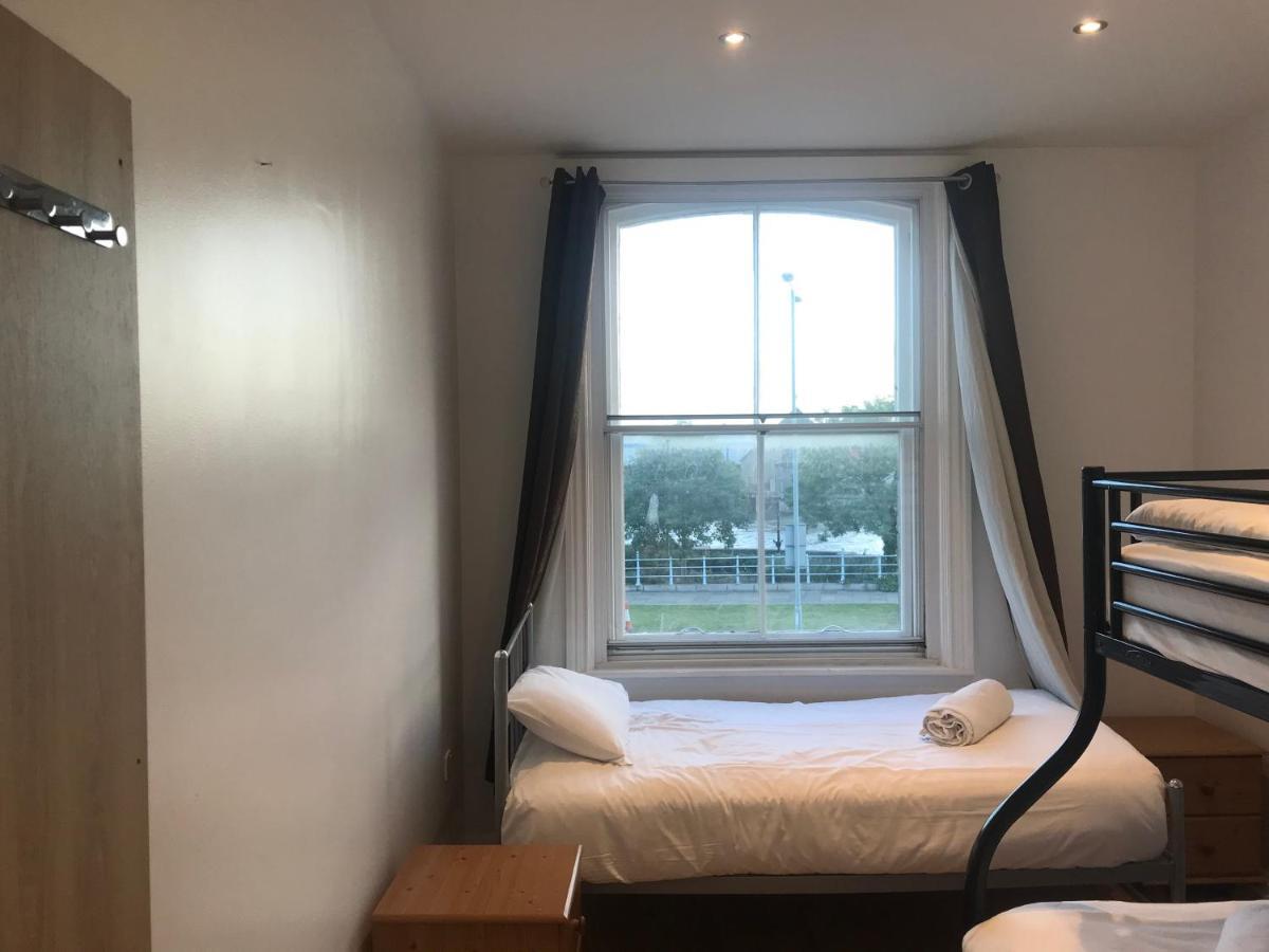 Entire Two Bedrooms Flat With Nice View H2 Great Yarmouth Bagian luar foto